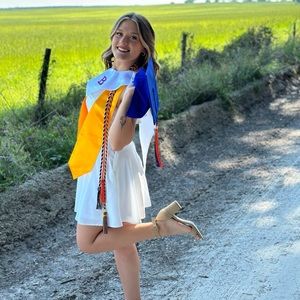 Meet your Posher, Abigail